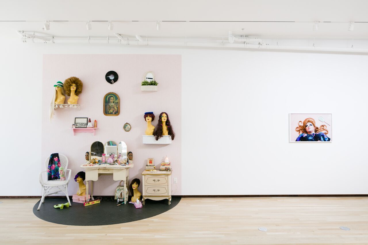 ThePowderRoom_InstallationView_6