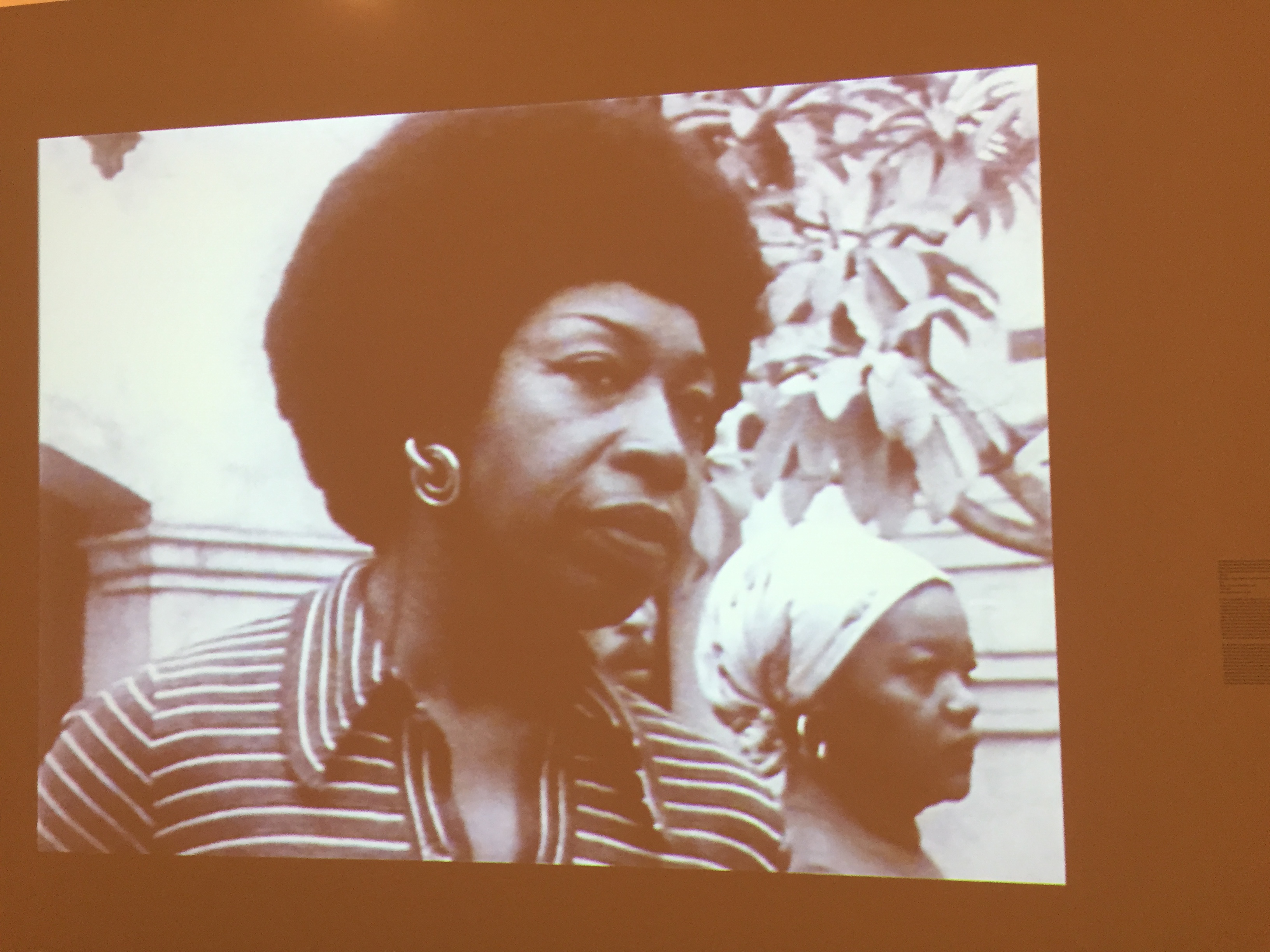 D669A9D1-F286-4703-BE87-2C3A5FED0056