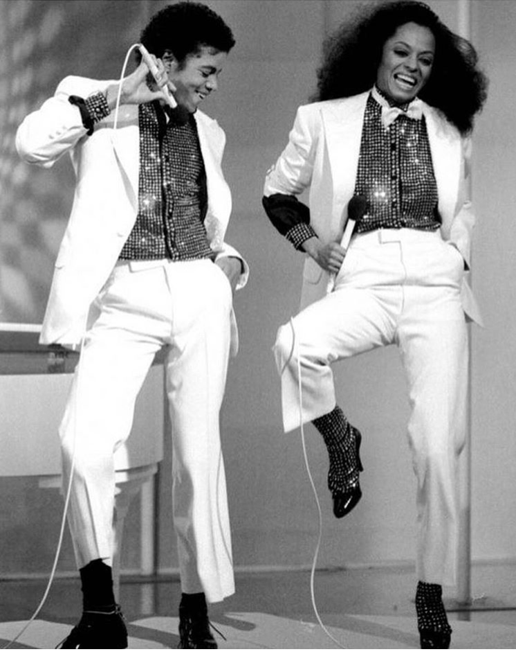 887F112D-DEBE-4920-B964-F43669E6A264